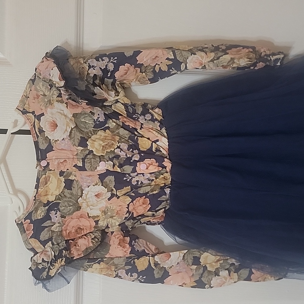 Girls Floral Dress size 6  euc - Picture 9 of 10
